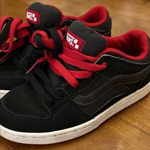 Vans Baxter Skate Shoes, big boy size 4